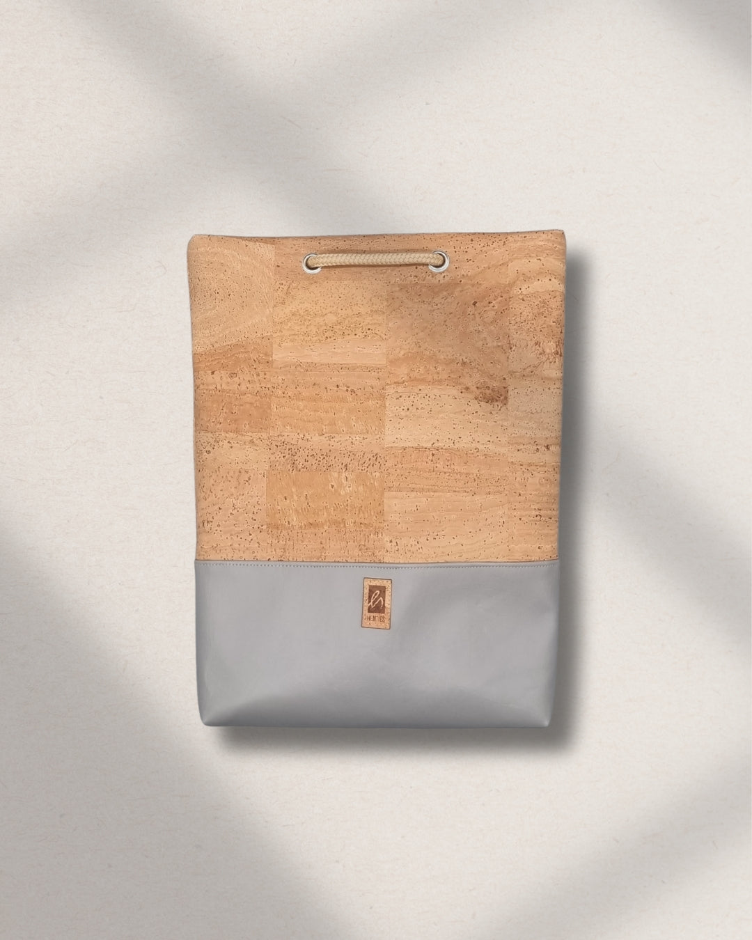 LERKE | 2-in-1 Tasche und Rucksack | kork/grau