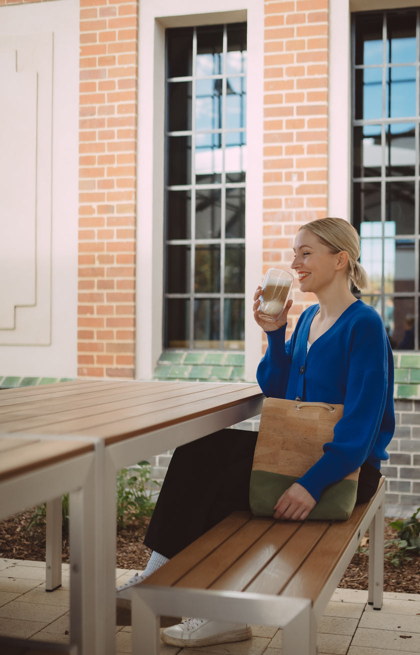 LERKE | 2-in-1 Tasche und Rucksack | kork/grün