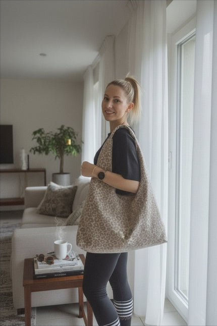 LINN | wilde Tote Bag