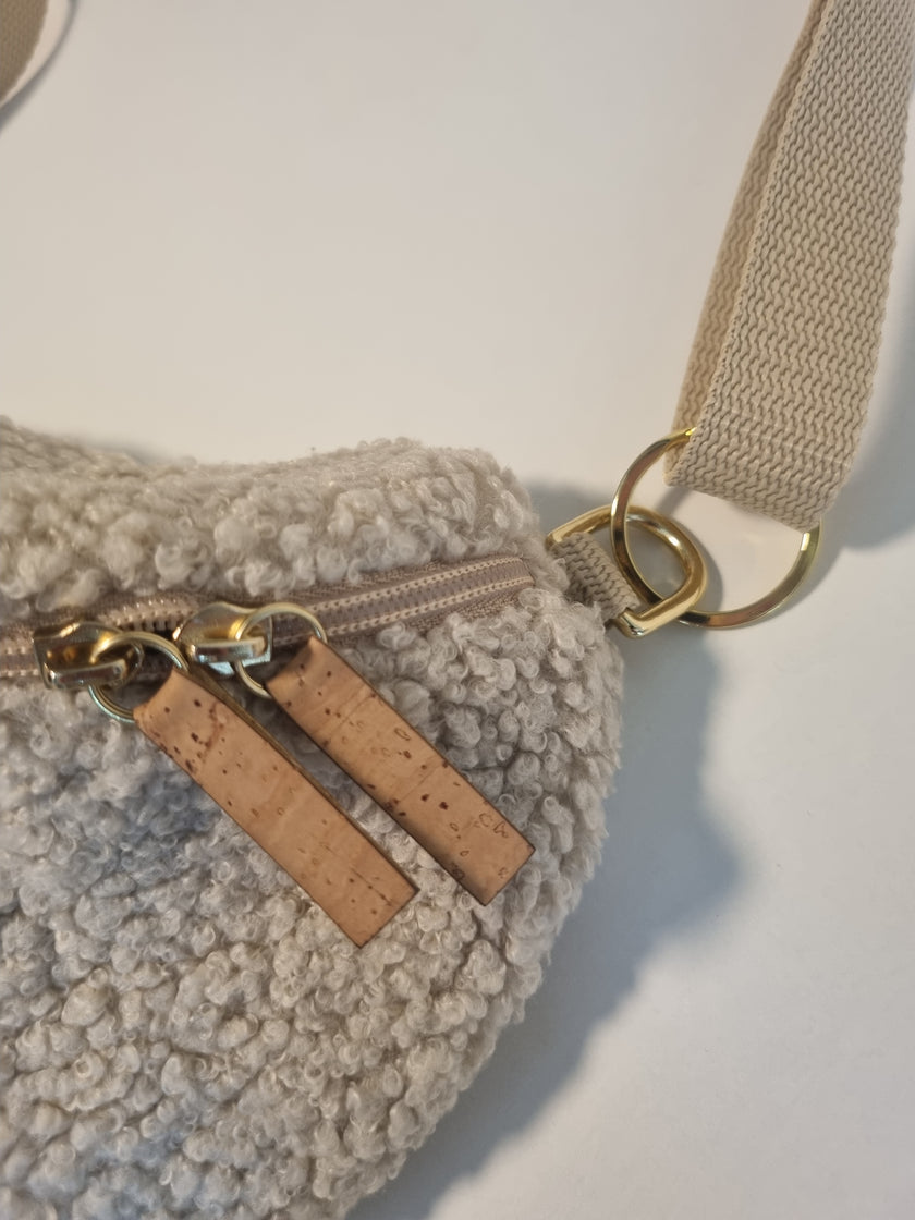 NURI | Crossbodybag | Teddy beige