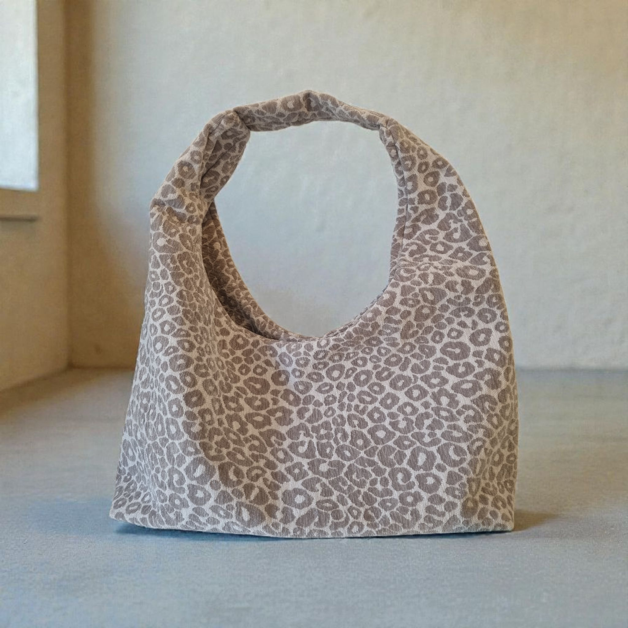 LINN | wilde Tote Bag
