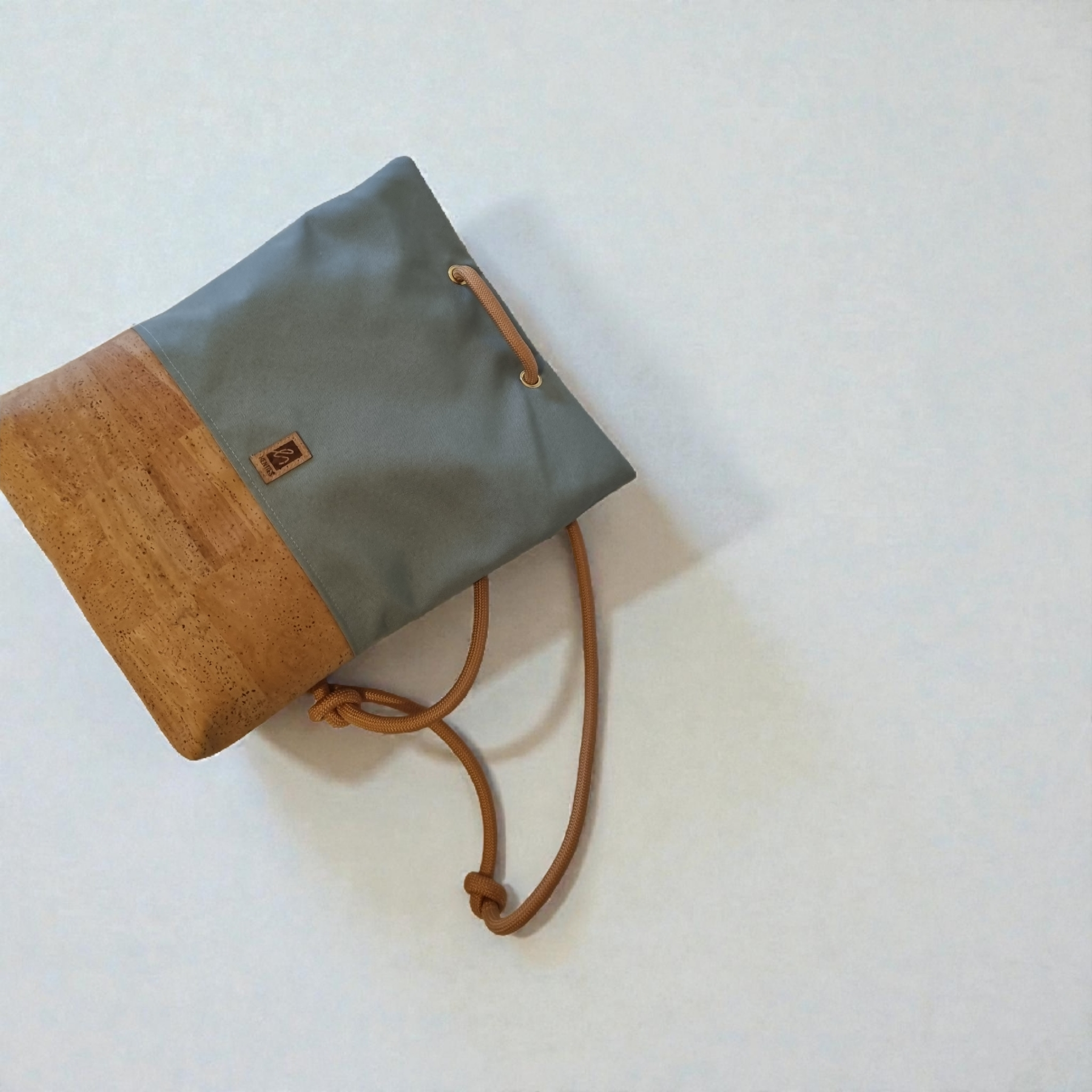 LERKE | 2-in-1 Tasche und Rucksack | Olefin Graugrün