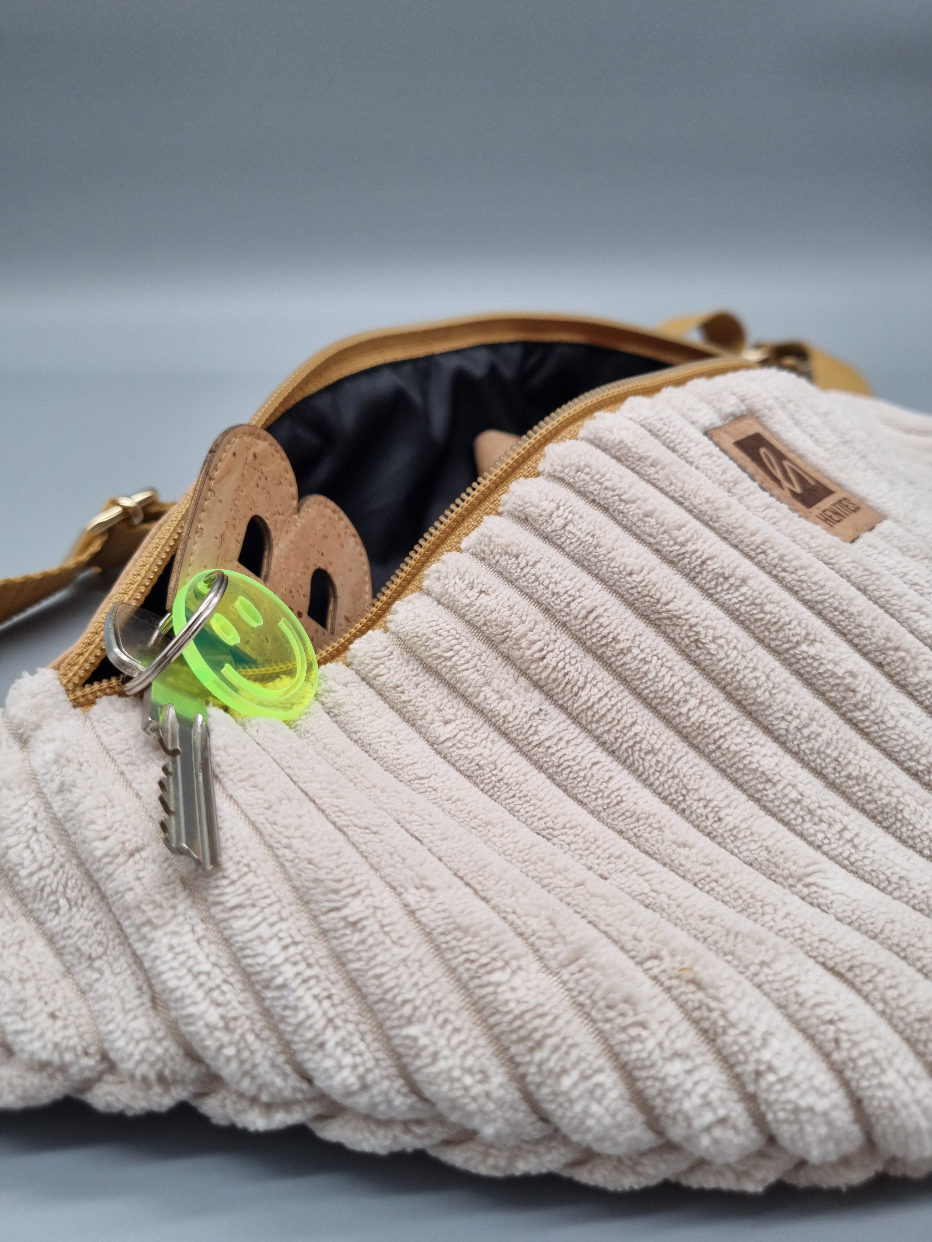 NILSON | Bauchtasche | Cord creme